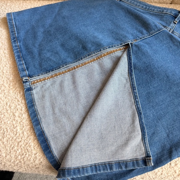 ✨ NWT Ann Taylor Column Denim Skirt (Size 12) - Picture 7 of 8